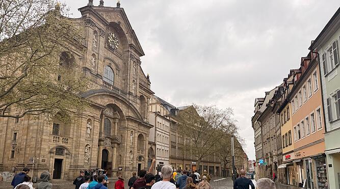 Jogger-Horde bringt Bamberger Stra&szlig;en zum Beben