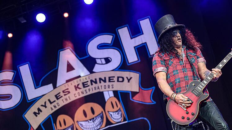 SLASH feat. Myles Kennedy and the Conspirators rockten am Sonntagabend  die Bühne bei Rock im Park 2019. Foto: Matthias Hoch