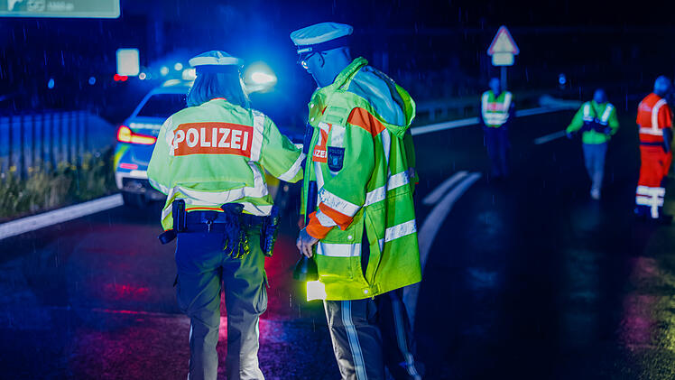 20-j&auml;hriger Motorradfahrer st&uuml;rzt in Autobahnausfahrt und stirbt