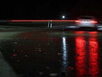 Unfall auf A93 im Kreis Wunsiedel wegen Winterwetter