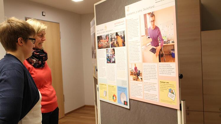 Die Ausstellung "world wide work" zeigt die Lebens- und Arbeitsbedingungen von Menschen mit und ohne Behinderung weltweit. Foto: Gerda Völk