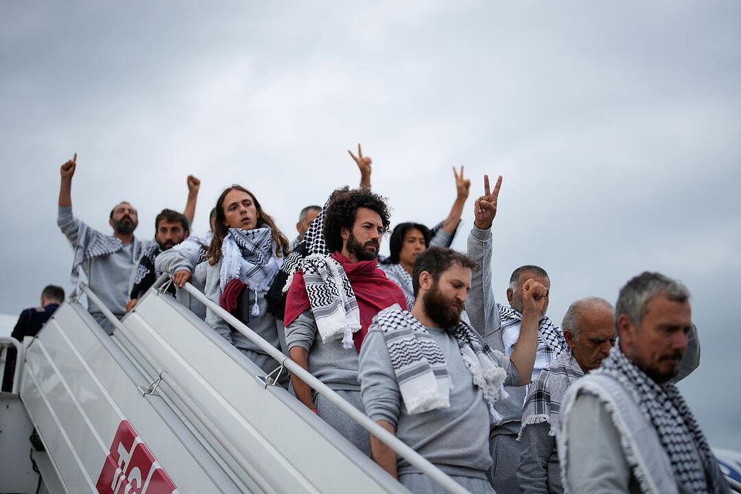 Aktivisten der Global Sumud Flotilla kommen in Istanbul an