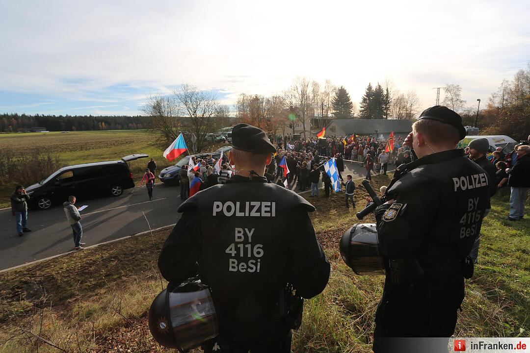 Pegida in Schirnding - Demo und Gegendemo