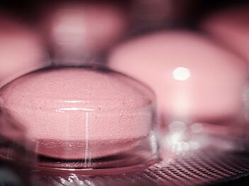 Symbolbild: Tabletten, Mittel