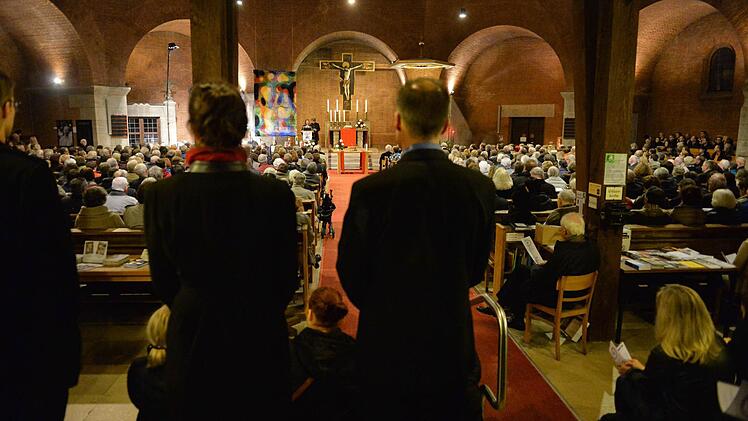 Gottesdienst in der Erlöserkirche in Bamberg am 1.11.2014 Foto: Ronald Rinklef