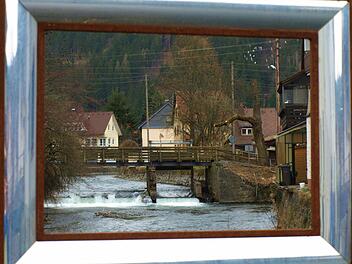 Ein herrlicher Blick eröffnet sich durch den Bilderrahmen vom Beierswehr. Foto: Susanne Deuerling