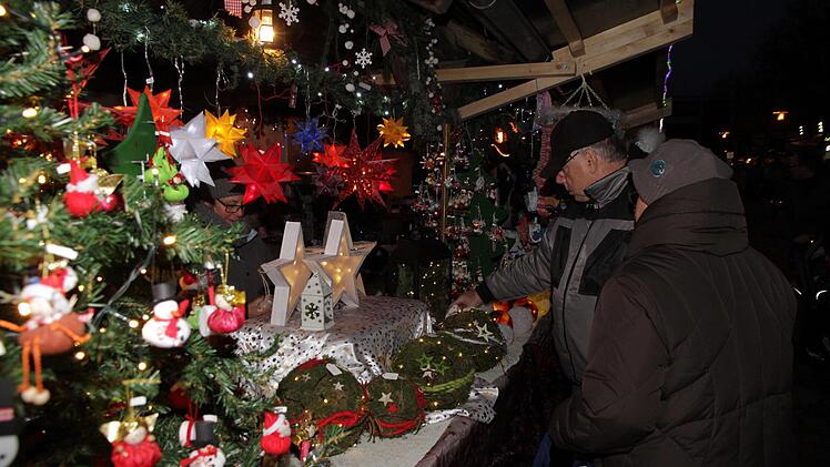 Adventsmarkt Eggolsheim  Foto: Mathias Erlwein