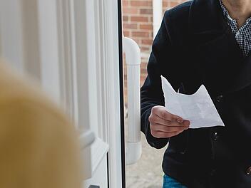 Schwabach: Stadt warnt vor falschen Pflegest&uuml;tzpunkt-Mitarbeitern - das ist ihre Betrugs-Masche