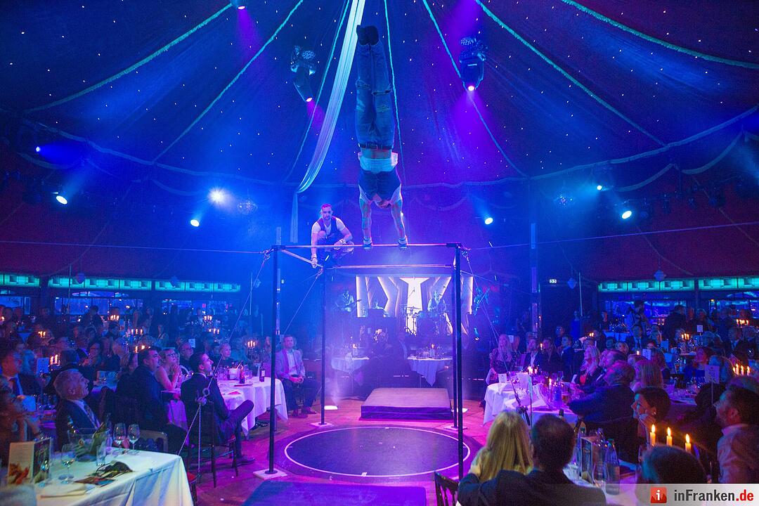 Premiere des Alexander Herrmann Palazzo in Nürnberg - Dinner-Show startet in die siebte Spielzeit