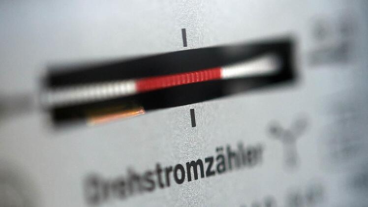 Der klassische Drehstromzähler ist ein Auslaufmodell. In wenigen Jahren wird er durch  Bernd Thissen, dpa