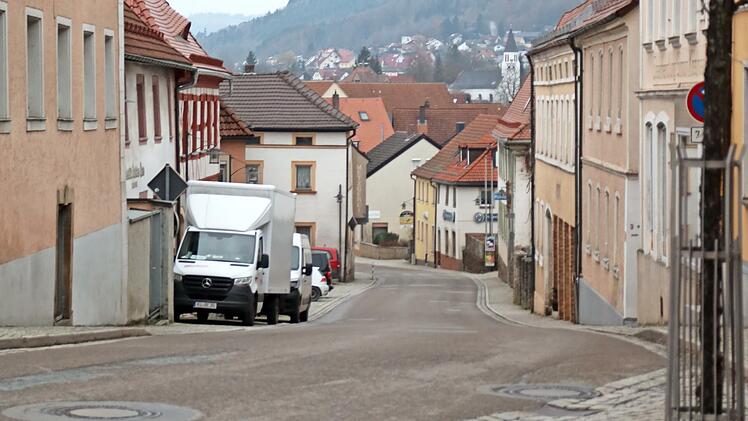 Der Durchgangsverkehr ist nun raus aus der Stadt. Nun soll Stadtsteinach umgestaltet werden. Damit beschäftigt sich unter anderem das Stadtentwicklungsforum, das jetzt erstmals tagte.