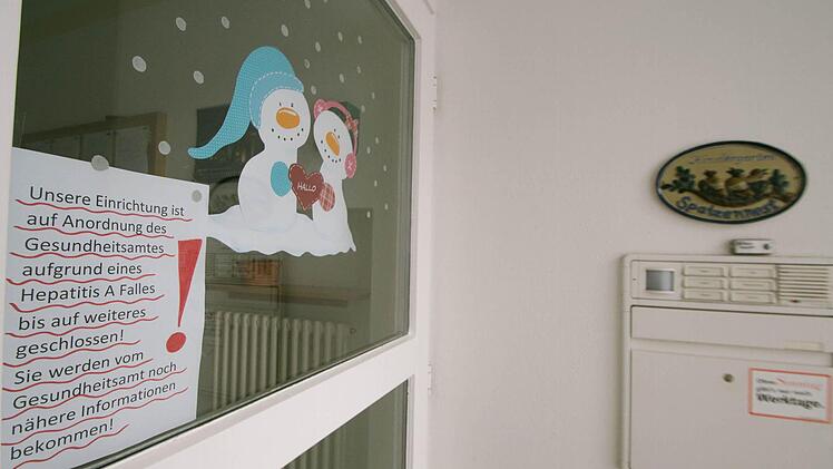 Die Tür des Kindergartens "Spatzennest" in Oberlangenstadt öffnet sich voraussichtlich wieder am 10. Februar. Für Kinder, die direkt am 21. oder 22. Januar geimpft wurden, wohl sogar noch einige Tage früher. Foto: Marian Hamacher
