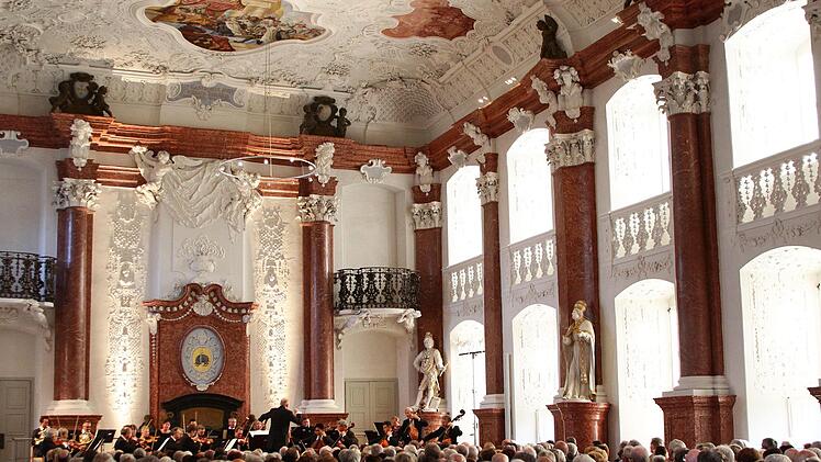 Der prächtige Kaisersaal des ehemaligen Zisterzienserklosters ist Schauplatz mehrerer Konzerte.Mile Cindric