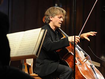 Alban Gerhardt gibt sein Jubiläumskonzert in Bad Brückenau.