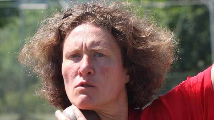 Martina Greithanner (TSV Münnerstadt) brachte gleich zwei Medaillen von der Senioren-DM mit nach Hause.  Fotos: Reinhold Nürnberger