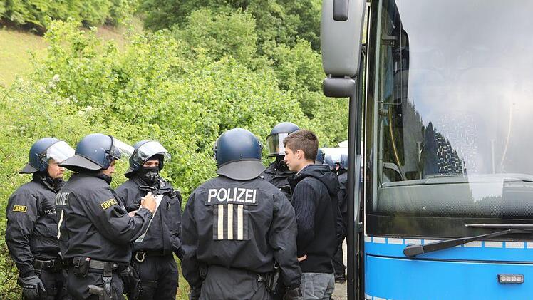 Los ging die Übung an der Schrepfersmühle und beim Waldstadion in Weismain. Foto: Barbara Herbst