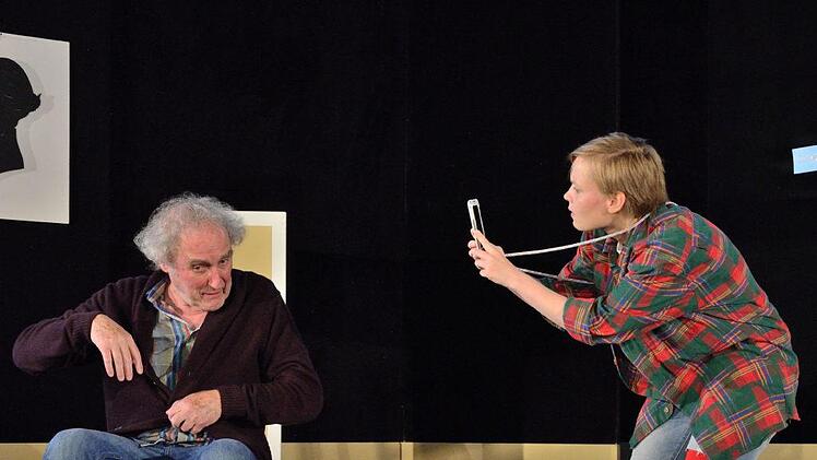 "Honig im Kopf" - Premiere im Theater Schloss Maßbach.Gerhild Ahnert