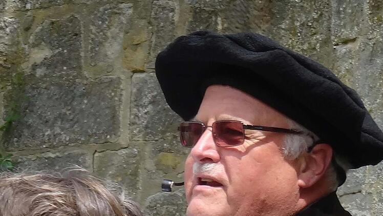 Unter der Leitung von Sigurd Knopp sang der SMS-Chor Ludwigsstadt das Luther-Oratorium von Siegfried Fietz auf der Veste. Foto: Jochen Berger