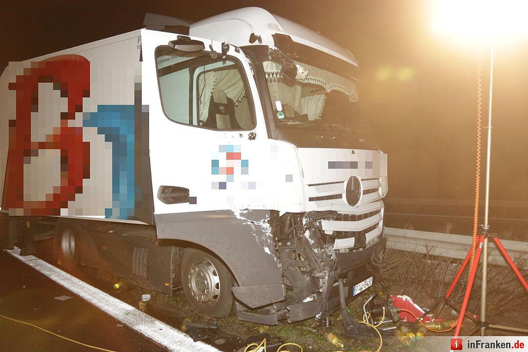 Lkw-Unfall auf A3: Vollsperrung