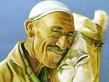 Die beiden Künstlerinnen möchten mit ihren Werken der Schönheit und Einfachheit des Beduinenlebens Ausdruck geben.   Foto: Marion Krüger-Hundrup