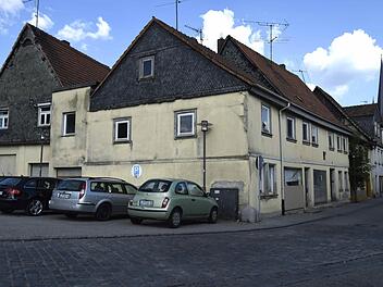 Nach Abriss der Häuser in der Kirchgasse soll dort unter anderem ein Seniorenwohnheim entstehen. Foto: Andreas Welz
