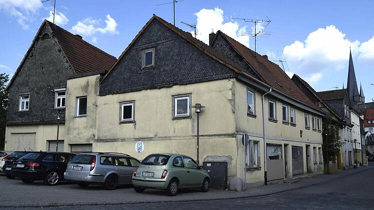 Nach Abriss der Häuser in der Kirchgasse soll dort unter anderem ein Seniorenwohnheim entstehen. Foto: Andreas Welz
