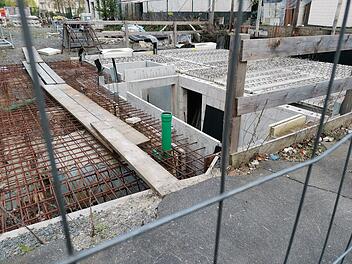 Baustelle, Absperrung, Sperrung, Bauarbeiten, Hausbau, Neubaugebiet, Grundstücke, Wohngebiet, Wohnungsbau