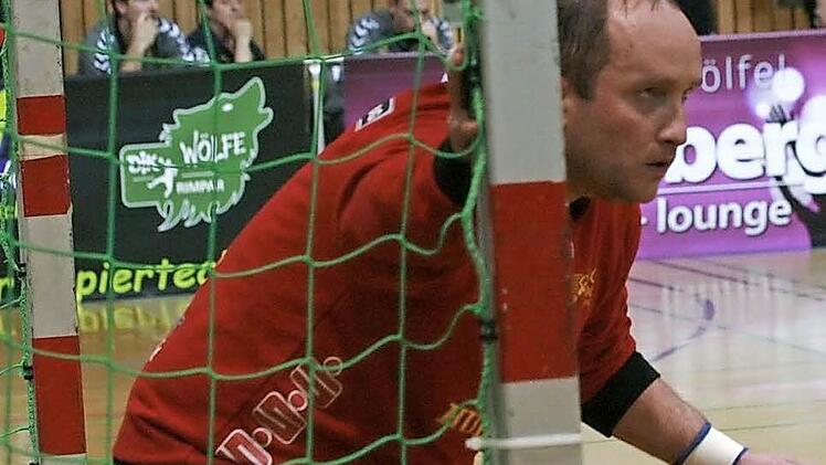 Coburgs Torsteher Jan Kuhlanek hielt in der ersten Halbzeit überragend, konnte das Niveau nach der Pause aber nicht halten. Fotos: Iris Bilek