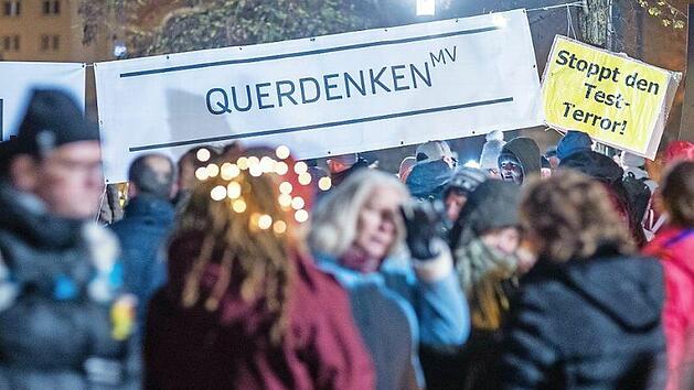 "Querdenker"-Demo in N&uuml;rnberg: Mehrere Stra&szlig;en am Samstag gesperrt