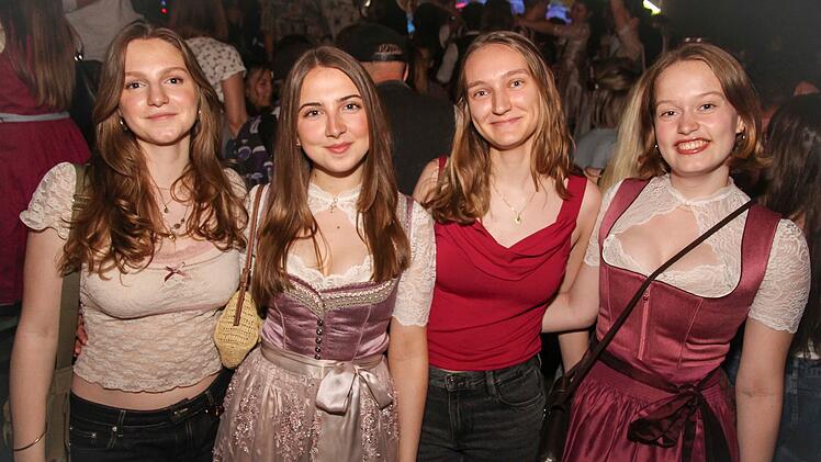 Erlanger Bergkirchweih 2026 in Bildern: So wurde am Montag gefeiert