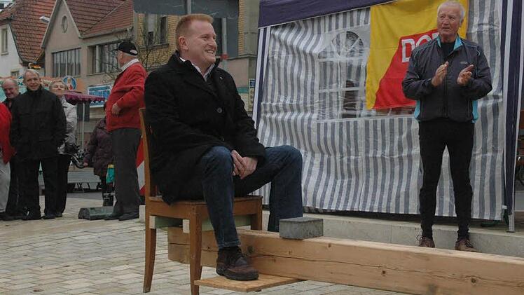 Sitzplatz an exponierter Stelle.