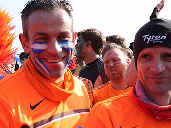 Viele Starter sind verkleidet und machen den Extremwettkampf auch zu einer ganz schön schrillen Angelegenheit.Foto: Heike Beudert