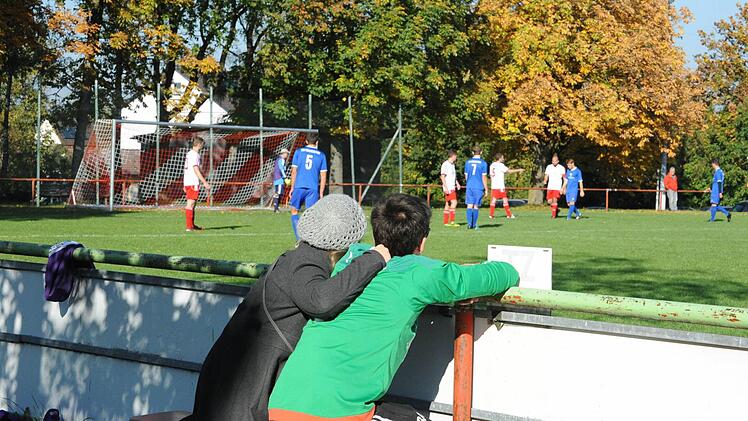 Blick auf das Spiel der Woche in Großwenkheim. Foto: Hopf
