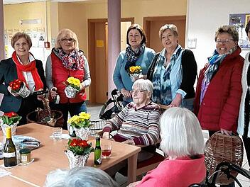 CSU-Frauen besuchen Seniorenheime