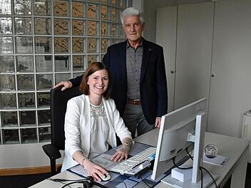 Franziska Schnitzer folgt Günther Trum, der in den Ruhestand geht, als Leiterin der Geschäftsstelle Haßfurt der Agentur für Arbeit nach. Foto: Ulrike Langer