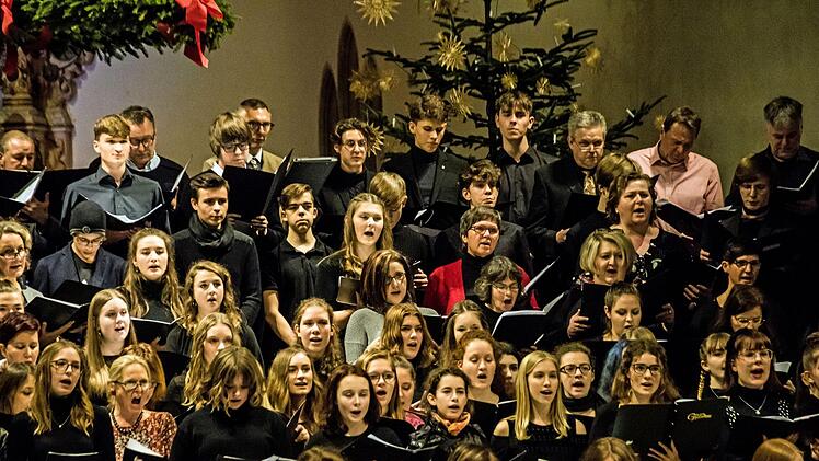 Impressionen vom weihnachtlichen Konzert des Gymnasiums Albertinum in der Coburger MorizkircheFoto: Jochen Berger