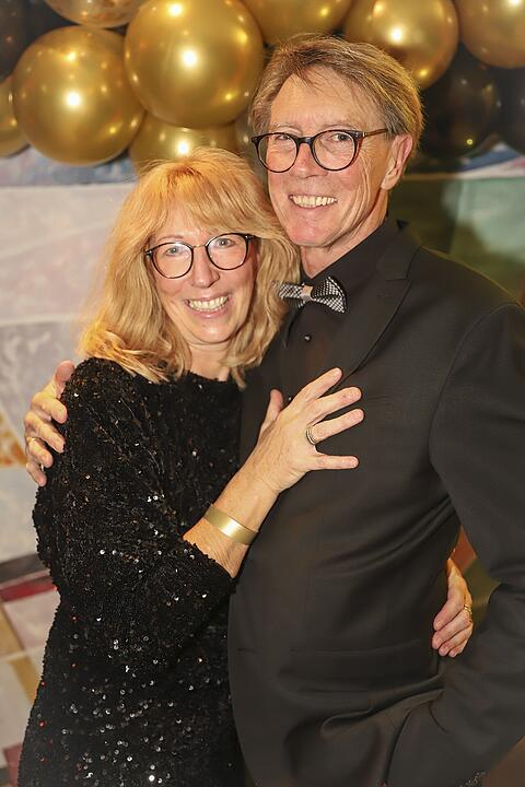 Es wurde in das Jahr 2025 gefeiert.