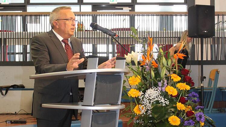 Siegfried Reck bei seiner AnspracheCarmen Schwind