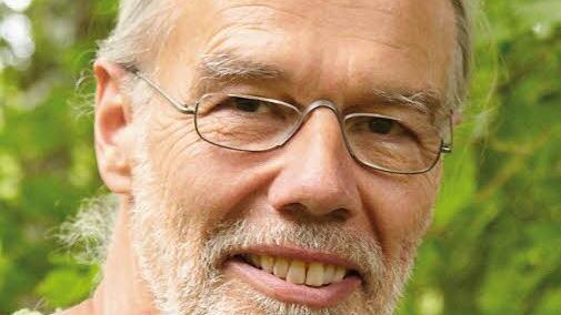 Helmut Wesolek (Grüne): Die Politik muss wieder zu Klarheit, Ehrlichkeit und Mut zurückfinden. Ich übernehme Verantwortung und handle über Legislaturperioden hinaus, seit 30 Jahren - bei Greenpeace! Gern auch für Oberfranken im Bayerischen Landtag. Ich sage, warum.