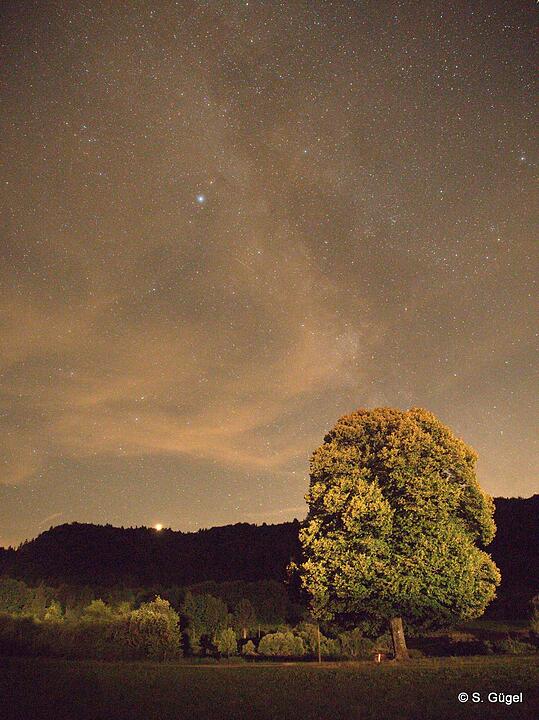 Magisch - der Himmel in der Fränkischen Schweiz. Foto: Hammy/infrankenpix