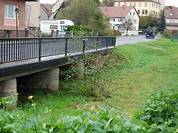 Der Neubau der Brücken in der Kissinger Straße in Oberthulba wird recht kostspielig. Foto: Günther Straub