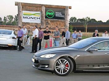 Mario Münch Energie: Ein junges Unternehmen, das schnell Fahrt aufnimmt - genau wie dieser Tesla.