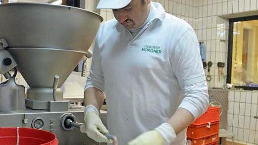 Auch der Metzgerberuf geh&ouml;rt wie B&auml;cker oder auch Optiker zu den Handwerksberufen. Foto: Rainer Lutz/Archiv