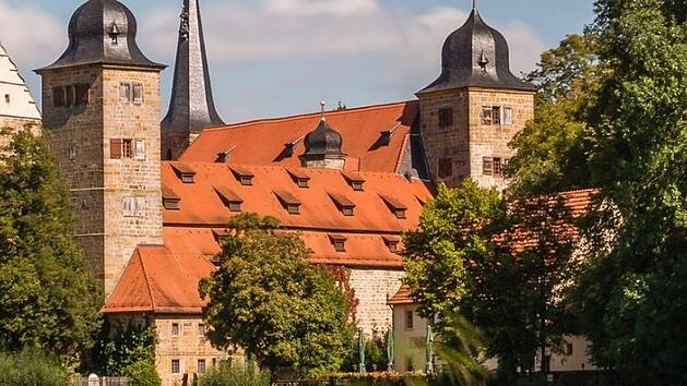 Essen bei einem Sternekoch, residieren auf einem Schloss oder entspannen im Wellnesshotel. Die Kulmbacher Umgebung bietet reichlich Abwechslung. Symbolbild: Schloss Thurnau