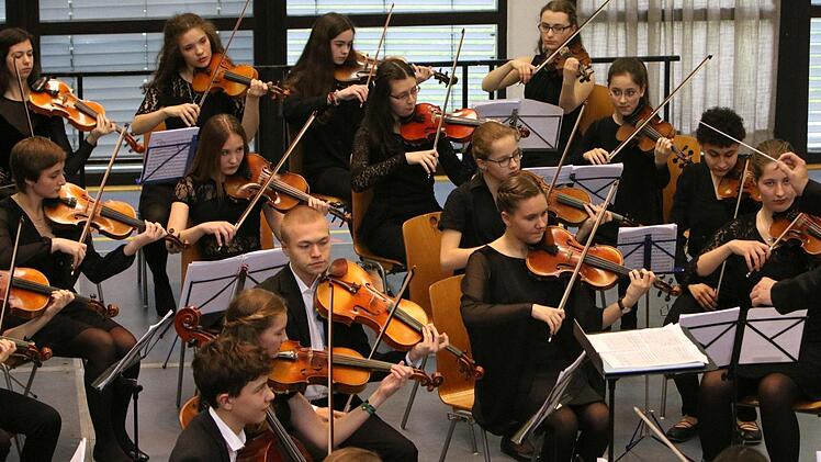 Impressionen vom Gastspiel des Jugend-Symphonieorchester Oberfranken in FrohnlachFoto: Jochen Berger