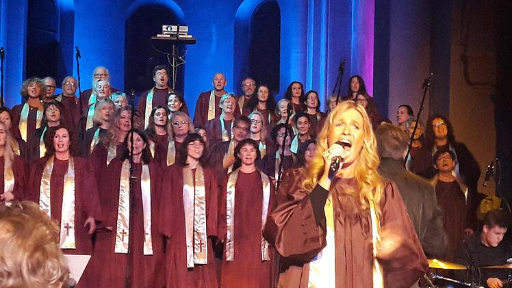 Weihnachtskonzert der KisSinger in der evangelischen Erlöserkirche. Foto: Hartmut Hessel