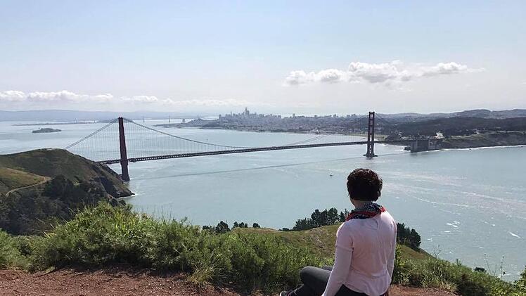 Nina Kutscher schickte uns den Blick über die Bucht von San Francisco, wo sie am liebsten faulenzt, "in der schönsten Stadt der Welt".  Fotos: privat
