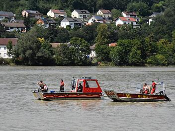 Obernzell: Wasserskifahrer verliert Bein und wird vermisst