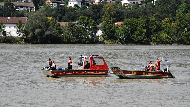 Obernzell: Wasserskifahrer verliert Bein und wird vermisst