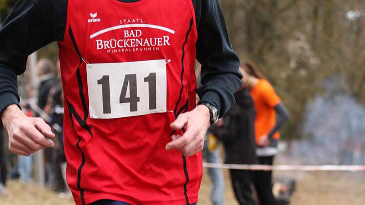 Ewald Reitwiesner vom TV Bad Brückenau gewann überlegen die Altersklasse der M-65.